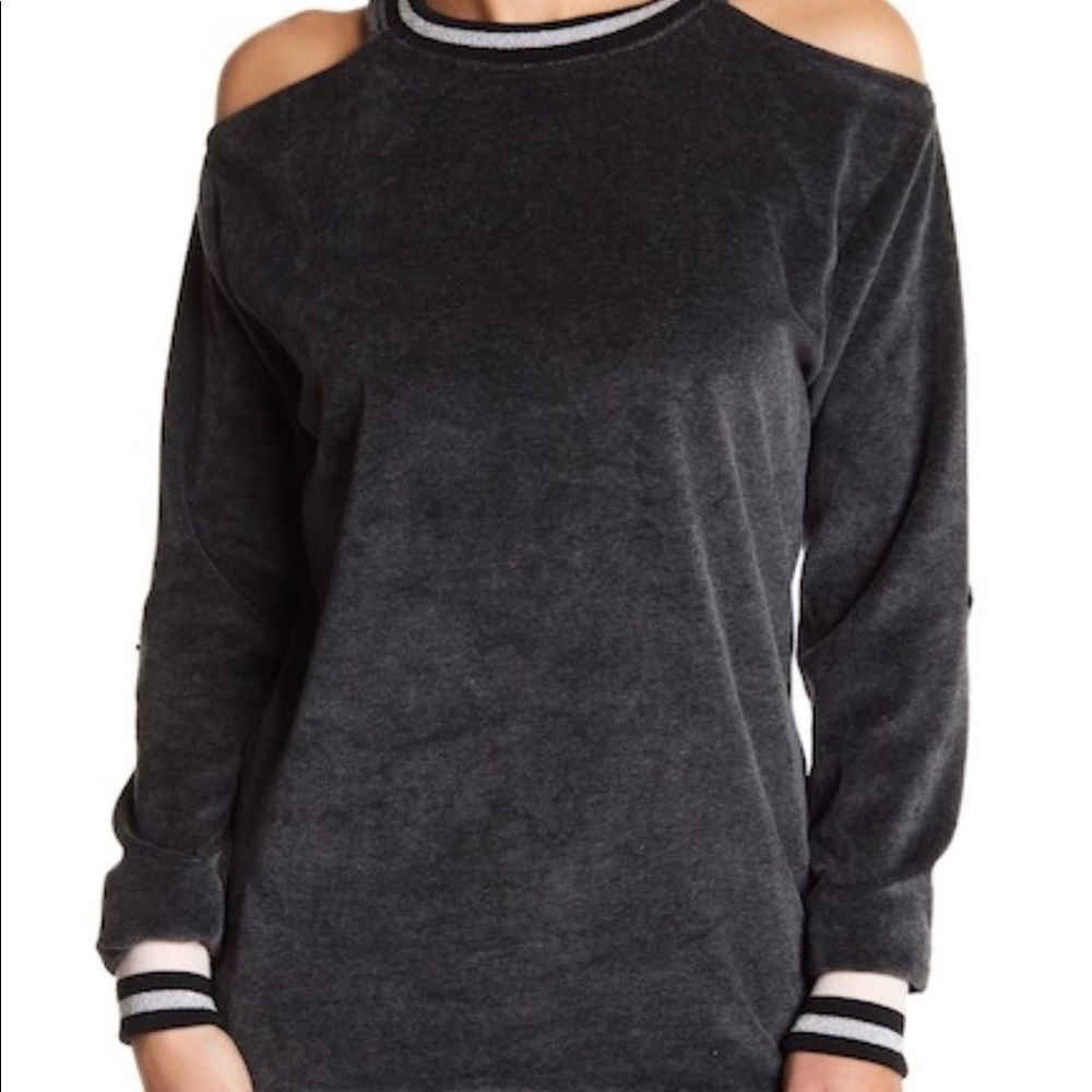C & C California Grey Cold Shoulder Patch Sweater